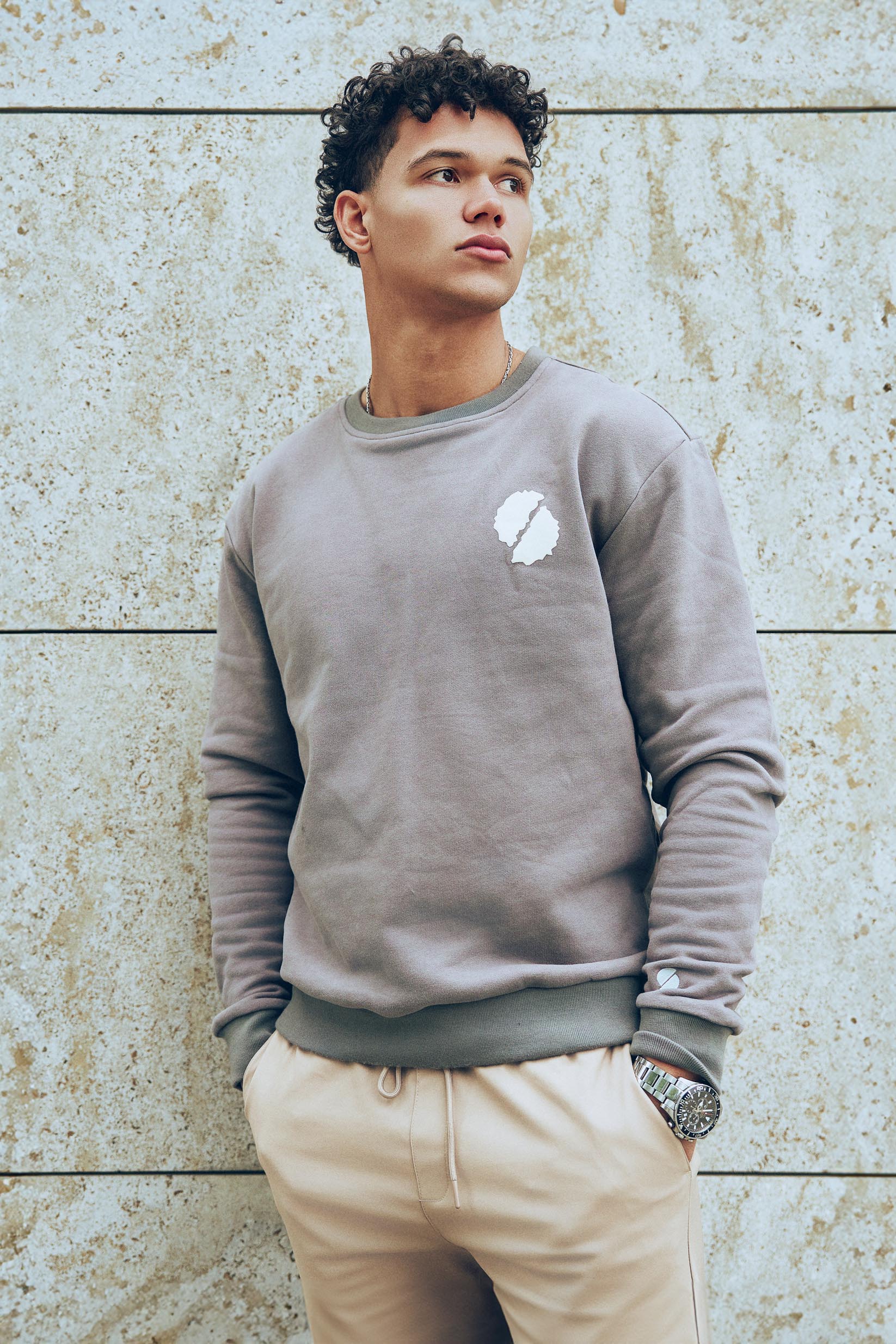 Creative Crewneck Grey